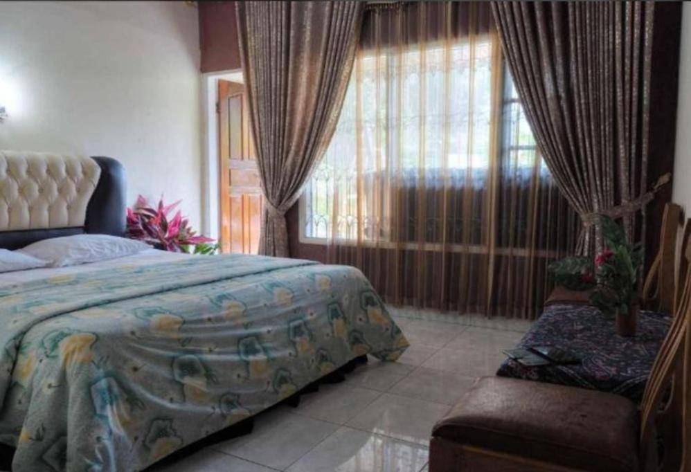 Gabelo Guest House Bukittinggi Exterior photo